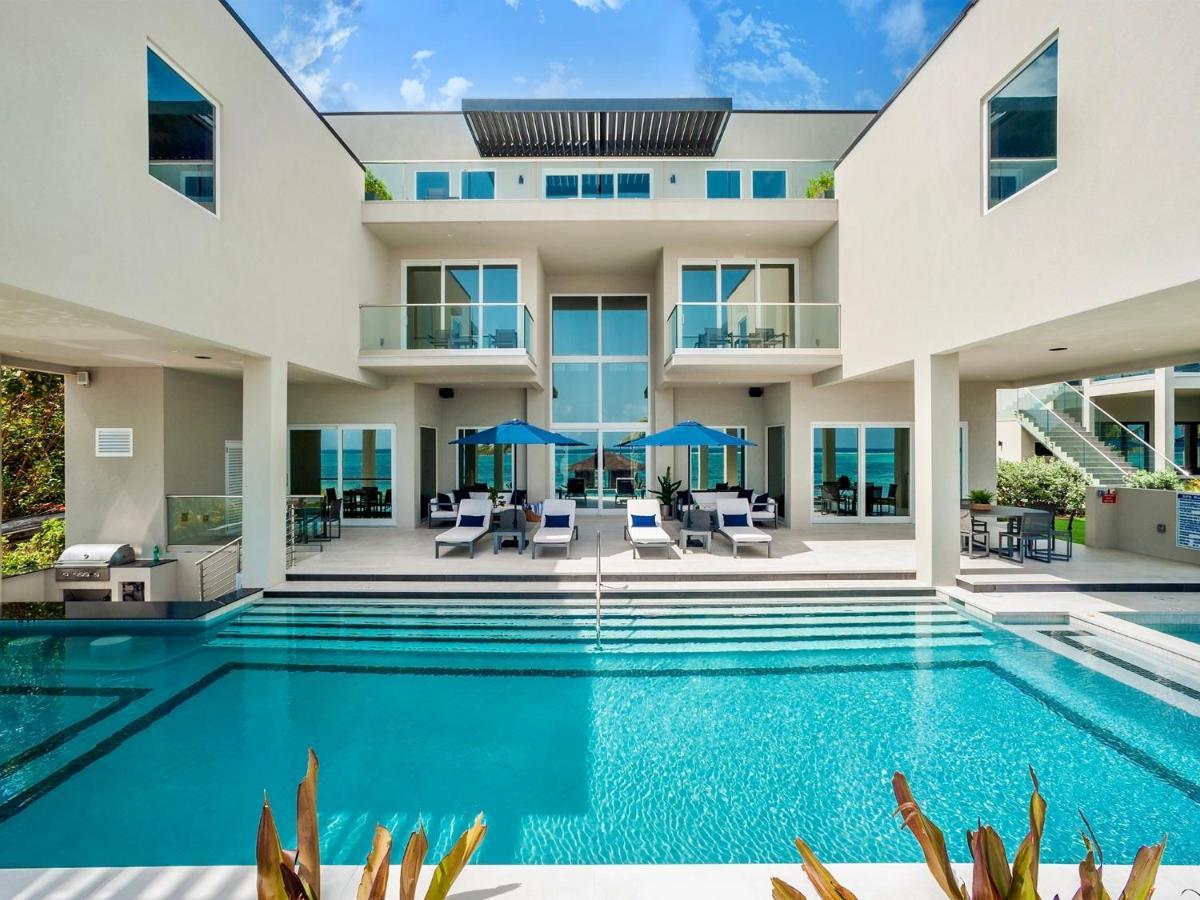Black Urchin Boutique Resort Бодден-Таун Экстерьер фото