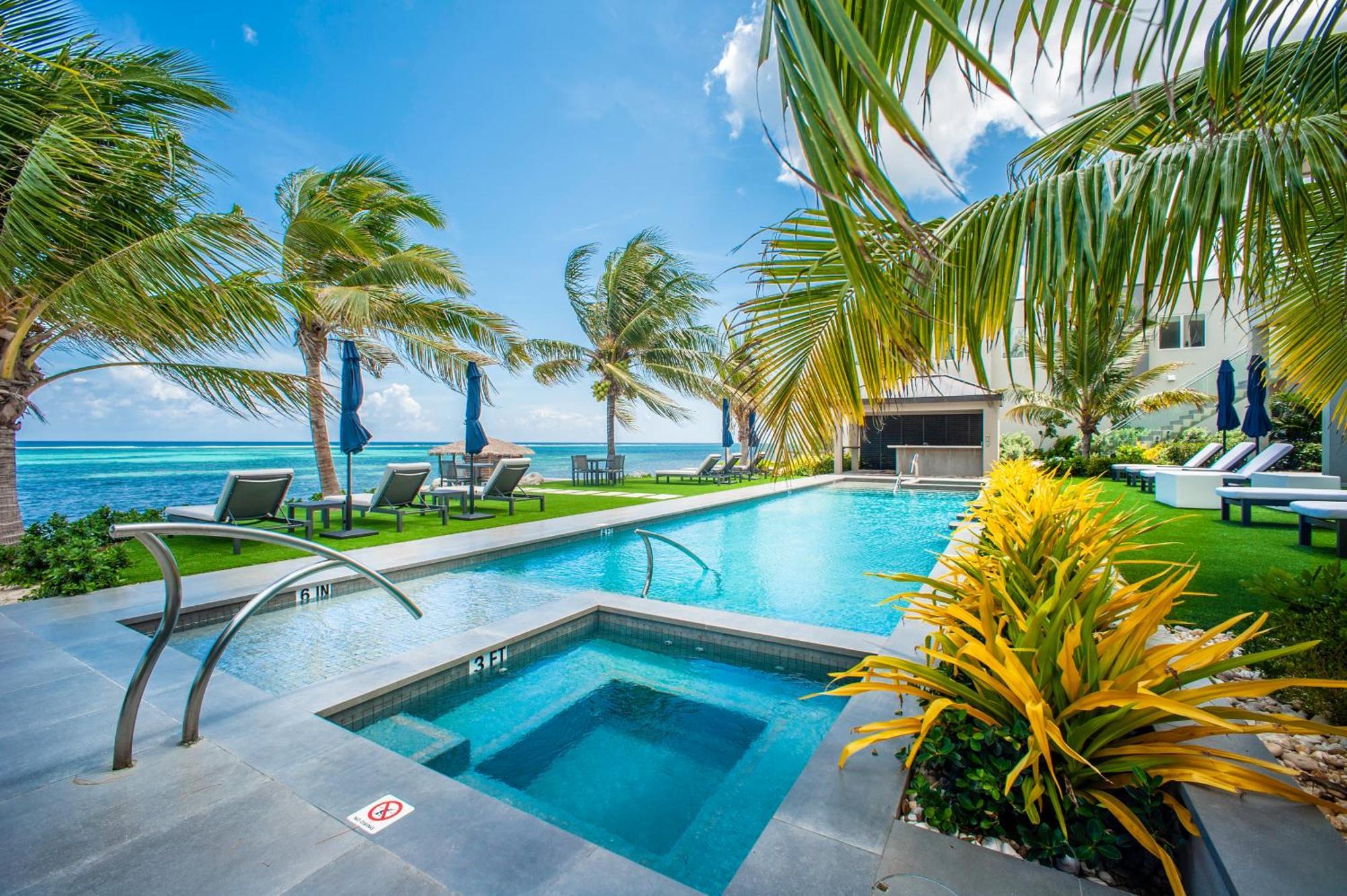 Black Urchin Boutique Resort Бодден-Таун Экстерьер фото